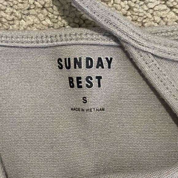 Aritzia Tank Top - Picture 3 of 3